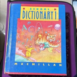 Macmillan School Dictionary 1